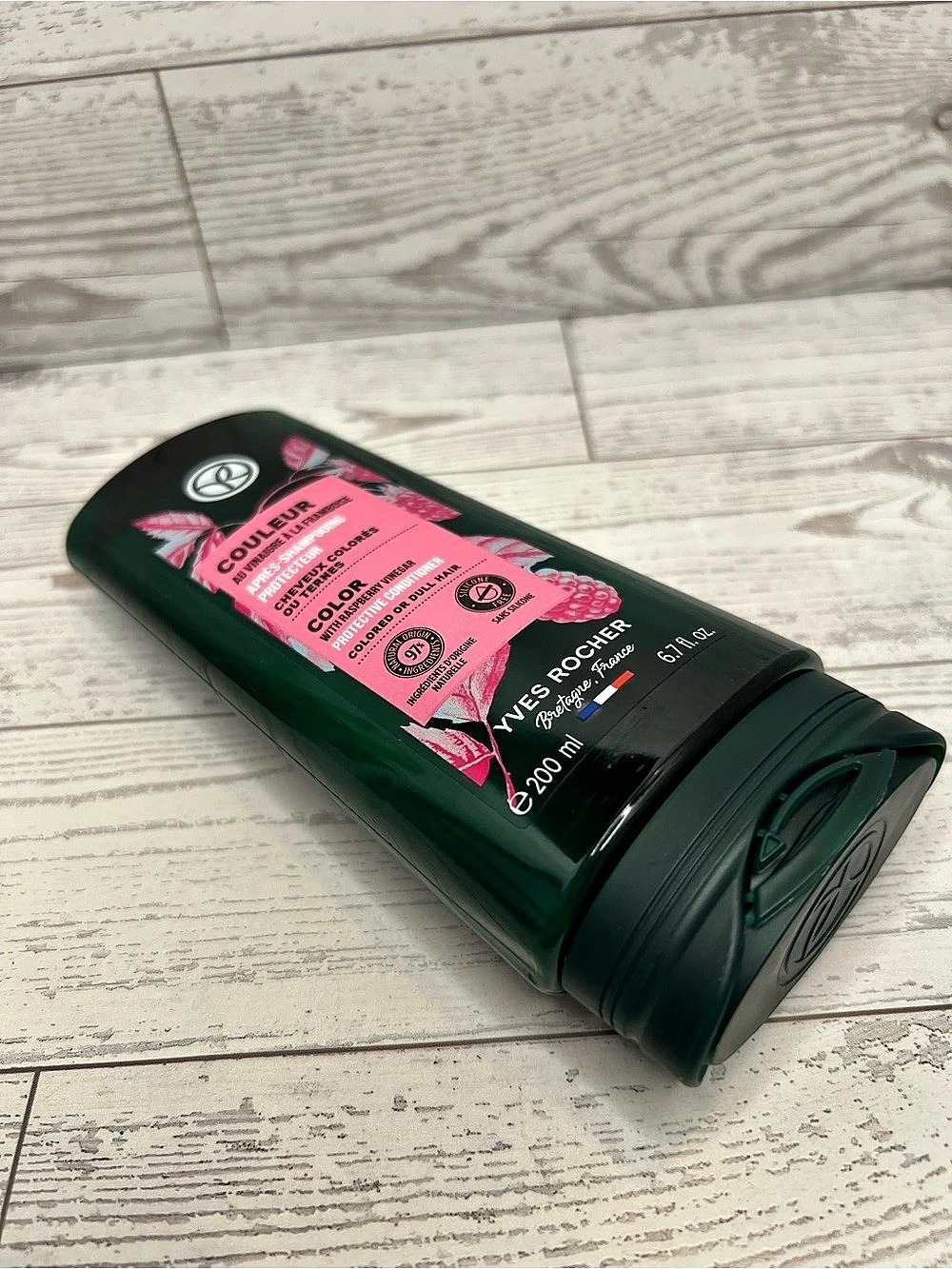 Yves Rocher Color Protection Conditioner with Raspberry Vinegar Raspberry - Picture 5 of 5